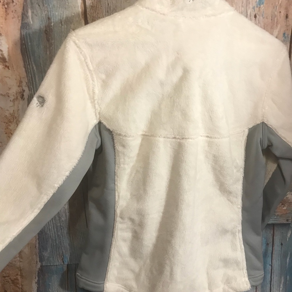 $125 Mountain Hardware coat jacket white fleece - Picture 8 of 8